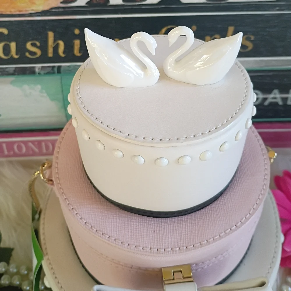 NEW Rare Kate Spade Wedding Belles Swan Pink White 3D Tiered Bridal Cake Clutch - Picture 2 of 16
